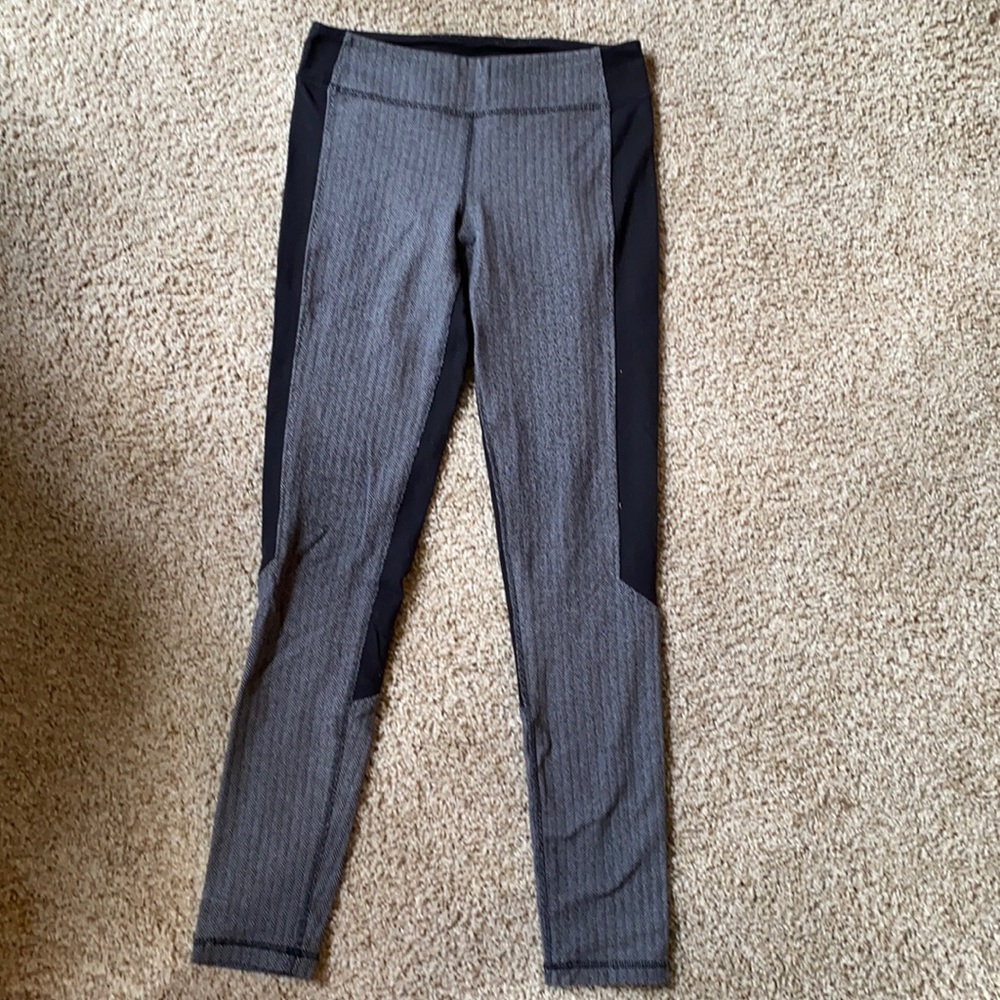 Ivivva leggings.